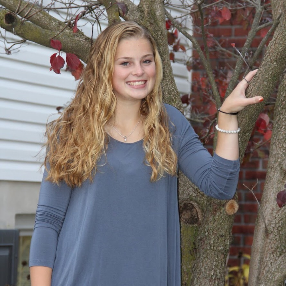 Meet your Posher, Kayla